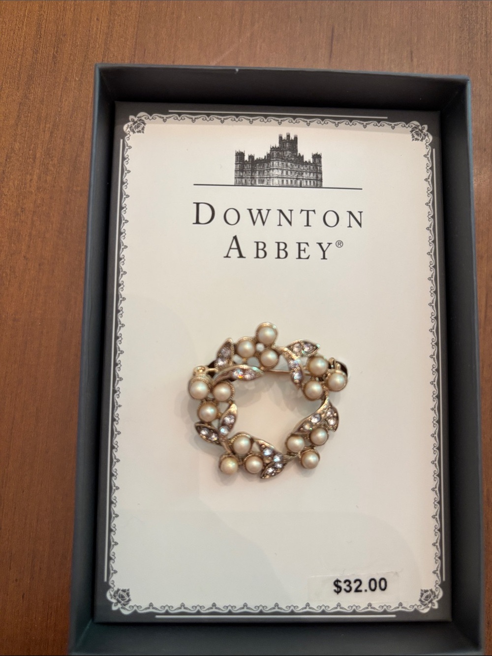 Downton Abbey Costume Gold Pearl Wreath Brooch - Ivory Pearls